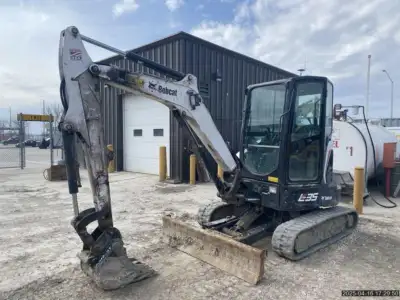 2021 BOBCAT E35i FOR SALE- AS-IS CONDITION, READY TO WORK !! CAB/HEAT/AC/RADIO/MECH.CPLR/THUMB/DIG B...