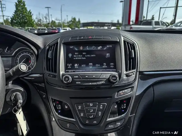 2016 Buick Regal REGAL | POWER MOONROOF | LEATHER FRONT in Cars & Trucks in Prince George - Image 19