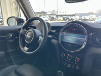 2024 MINI Cooper S FWD 7-Speed Automatic 2.0L 16V TwinPower Turbo EXTERIOR - NANUQ WHITE INTERIOR -... (image 9)