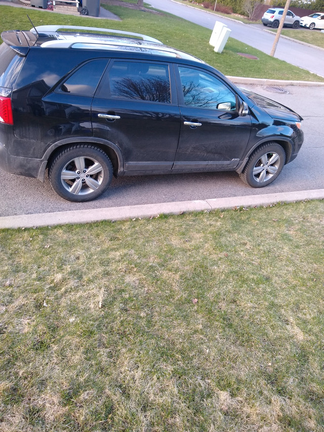 2013 Kia Sorento EX V6 Luxury in Cars & Trucks in Ottawa - Image 4