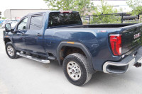 2020 GMC Sierra 2500 Crew 4x4 6.6 lt V8 HD 4 door Truck 6 1/2 Ft Box only 98 000 kms ready for Work... (image 3)