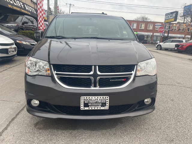 2017 Dodge Grand Caravan CVP/SXT in Cars & Trucks in City of Toronto - Image 2