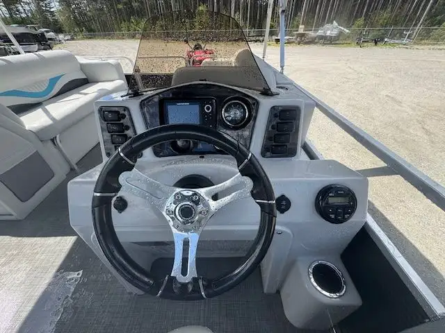 2018 21' LEGEND SPLASH COTTAGE PONTOON 40HP HIGH TORQUE 4-STROKE in Powerboats & Motorboats in Peterborough - Image 17