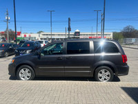 2017 Dodge Grand Caravan - In Granite Crystal Metallic - U-connect touch screen - Backup camera - Ha... (image 5)