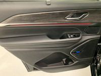 Check out this vehicle's pictures, features, options and specs, and let us know if you have any ques... (image 8)