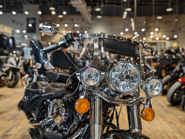 2013 Harley-Davidson FLSTC - Heritage Softail Classic in Street, Cruisers & Choppers in Winnipeg - Image 3