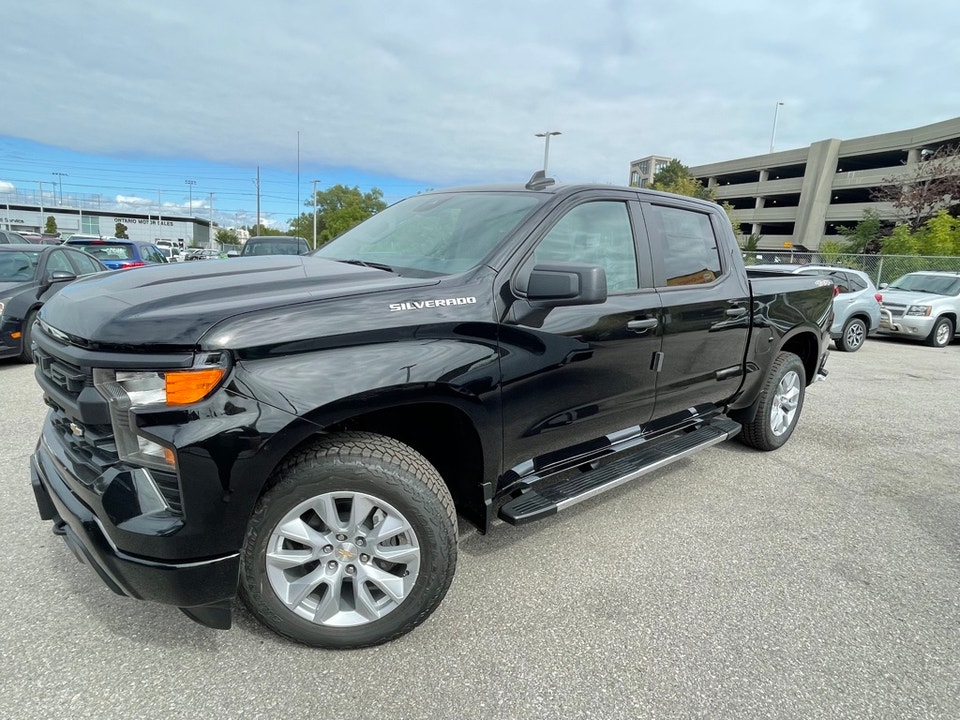 2022 Chevrolet Silverado 1500 Custom 4WD / MULTIFLEX TAILGATE...