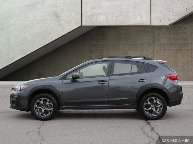 2023 Subaru Crosstrek Outdoor | LOW KMS | NO ACCIDENTS in Cars & Trucks in Hamilton - Image 2