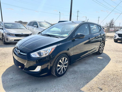 2016 Hyundai Accent SE/LOW KM/SAFETY/CLEAN TITLE/HEATED SEATS/CR