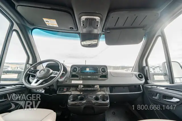 2025 Winnebago Navion 24J in RVs & Motorhomes in Kelowna - Image 45