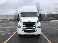 2020 FREIGHTLINER T12664ST;Heavy Duty Trucks - Conventional Truck w/ Sleeper Penske Location 2824 EI... (image 1)