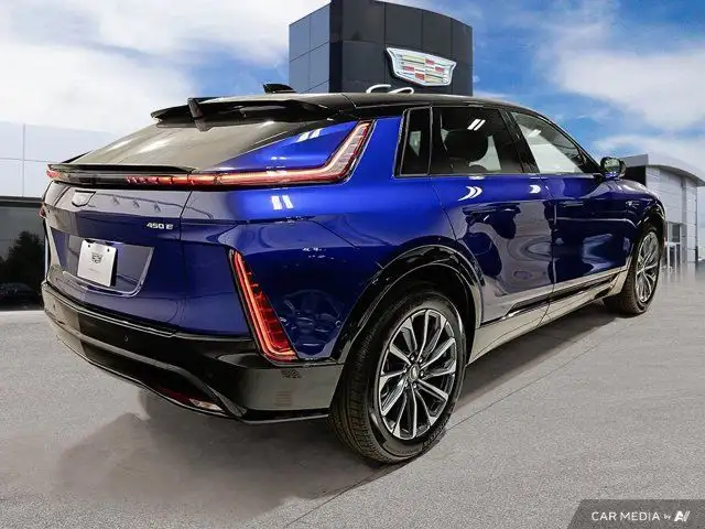 2025 Cadillac LYRIQ Sport in Cars & Trucks in Windsor Region - Image 5