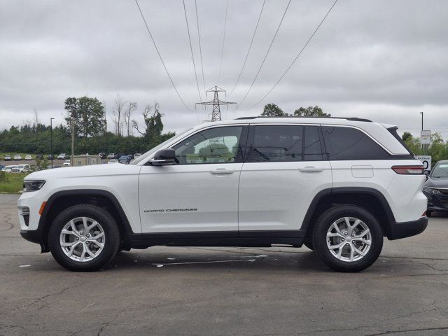 2023 Jeep Grand Cherokee Limited 4X4 | Navigation | Leather in Cars & Trucks in Guelph - Image 2