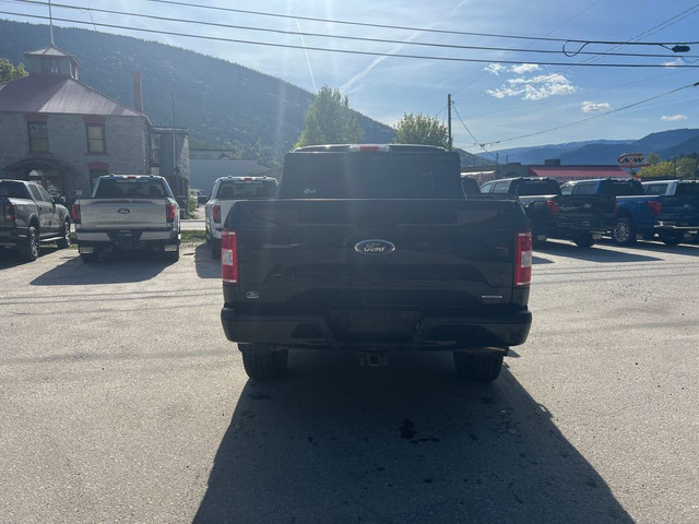 2018 Ford F-150 XLT 4WD SuperCrew 5.5' Box, 2.7L Ecoboost Engine in Cars & Trucks in Nelson - Image 3