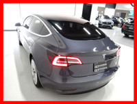 2018 TESLA MODEL 3 CARFAX VERIFIED, CLEAN TITLE 102,000KM AUTOMATIC TRANSMISSION GRAY EXTERIOR ON BL... (image 3)