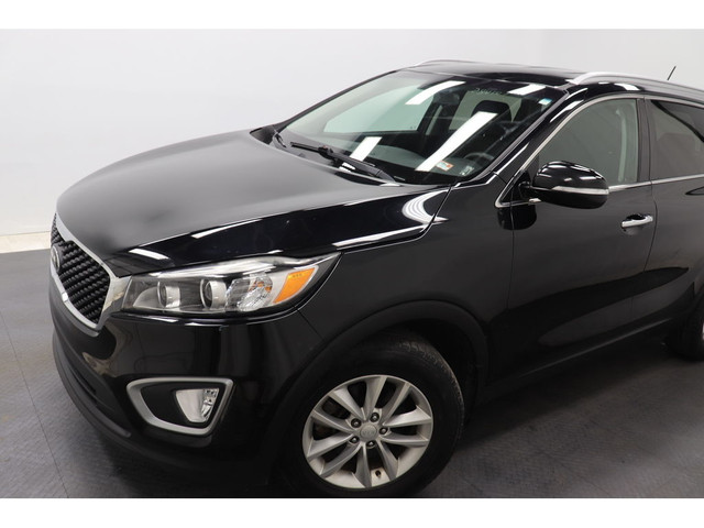 2016 Kia Sorento LX,BLUETOOTH, CAMERA, BANC CHAUFFANT in Cars & Trucks in Longueuil / South Shore - Image 3