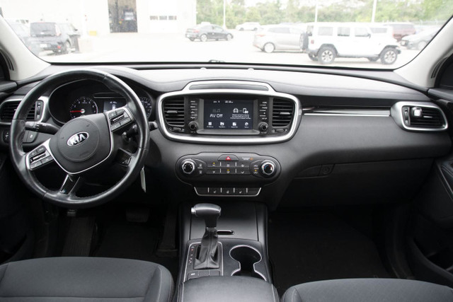2019 KIA SORENTO LX in Cars & Trucks in Oshawa / Durham Region - Image 4