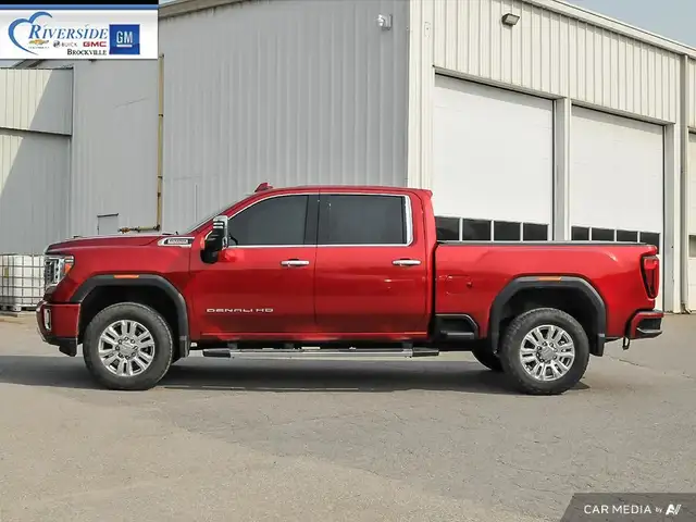 2021 GMC Sierra 2500HD Denali in Cars & Trucks in Brockville - Image 4