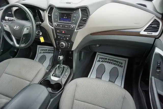 2018 Hyundai Santa Fe in Cars & Trucks in Oakville / Halton Region - Image 14