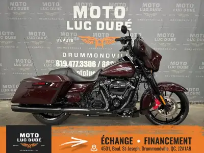Harley-Davidson FLHX Street Glide 2022 SEULEMENT 8 905 KM MOTO CANADIENNE ALARME FREINS ABS MOTEUR 1...