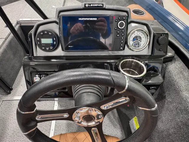 2025 Legend 17 XT  in Powerboats & Motorboats in Barrie - Image 15