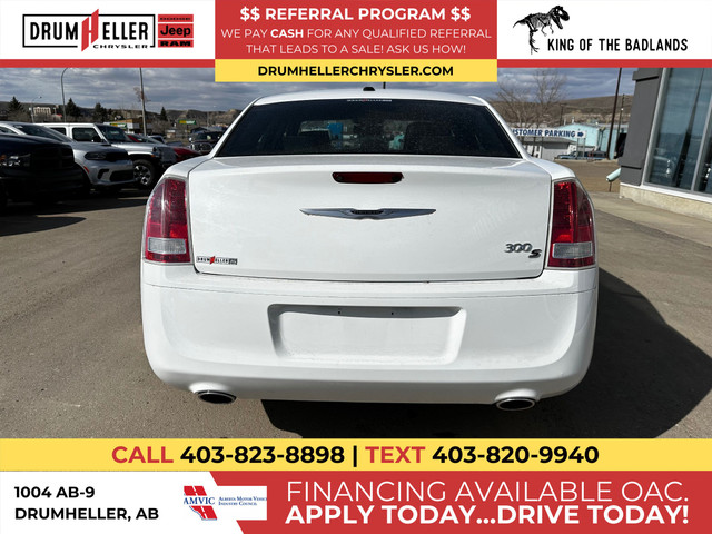 2013 Chrysler 300 S in Cars & Trucks in Calgary - Image 3