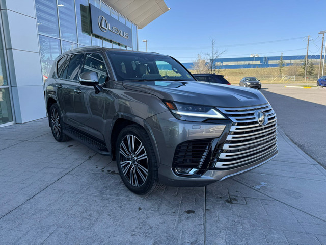 2024 Lexus LX 600 LUXURY AWD / ZERO ACCIDENTS / FULLY LOADED... in Cars & Trucks in Calgary - Image 4