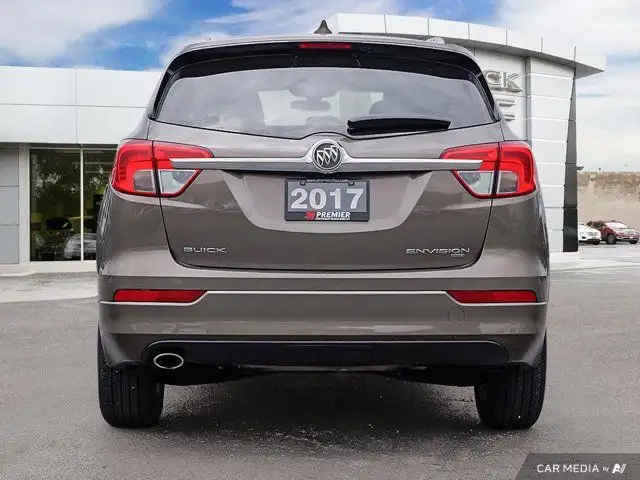 2017 Buick Envision Essence | Low KMS | Accident Free dans Autos et camions dans Région de Windsor - Image 6