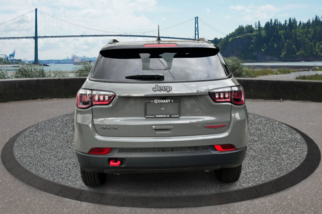 2024 Jeep Compass TRAILHAWK in Cars & Trucks in North Shore - Image 4
