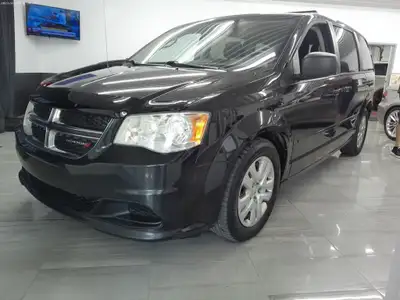 Dodge Grand Caravan SXT STOW&GO 2014 avec 257 613 kilomètres certifié, moteur 6 cylindre de taille 3...