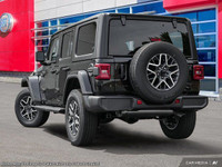 This Jeep Wrangler has a durable Regular Unleaded V-6 3.6 L/220 engine powering this Automatic trans... (image 5)