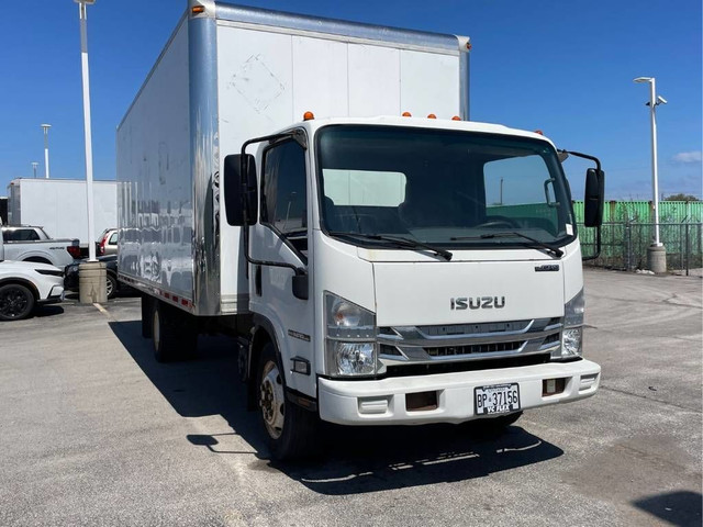 2016 Isuzu NPR Gas | 14500 GVWR | Automatic | A/C | PW,PL in Cars & Trucks in Oakville / Halton Region - Image 3