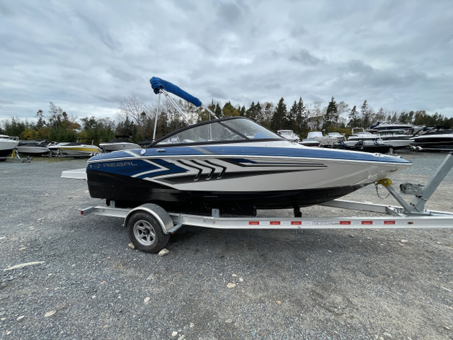 2016 Regal 1900 ESX in Powerboats & Motorboats in City of Halifax - Image 3