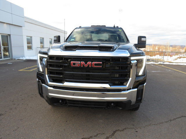 2025 GMC Sierra 2500HD Pro in Cars & Trucks in Fredericton - Image 2