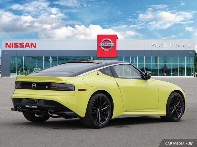 2023 Nissan Z Performance in Cars & Trucks in London - Image 3
