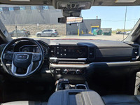 Come see this certified 2022 GMC Sierra 1500 Elevation Crew | Premium Pkg | X31 Pkg | Sunroof | Leat... (image 4)