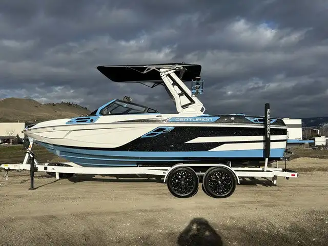 2025 Centurion Ri230 in Powerboats & Motorboats in Kelowna - Image 2