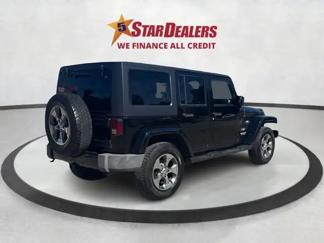 2016 Jeep WRANGLER UNLIMITED Sahara CLEAN MUSE SEE WE FINANCE AL dans Autos et camions dans London - Image 8