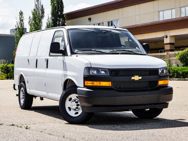 2025 Chevrolet Express Cargo Van in Cars & Trucks in Strathcona County - Image 2