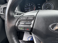 Hyundai Elantra GL Manuel Tissu Écran Mags Caméra Recul 2018 à vendrePneus été & hiver, Sièges chauf... (image 9)