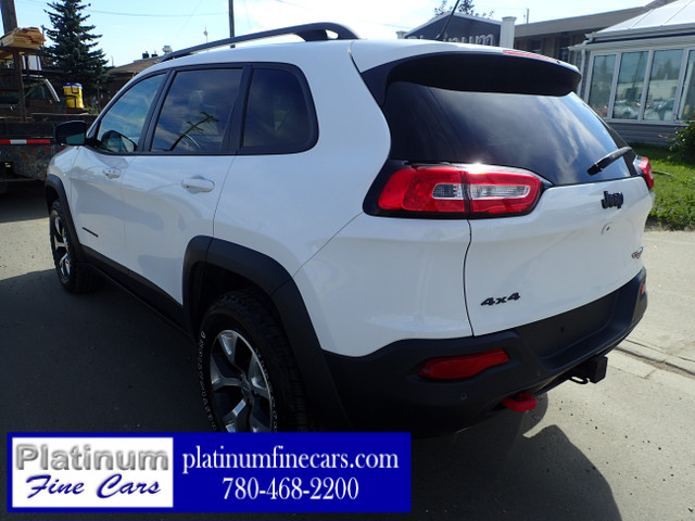 2015 Jeep Cherokee Trailhawk 4WD in Cars & Trucks in Edmonton - Image 4