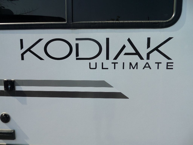 2022 DUTCHMEN Kodiak Ultimate 3301BHSL in Travel Trailers & Campers in Peterborough - Image 3