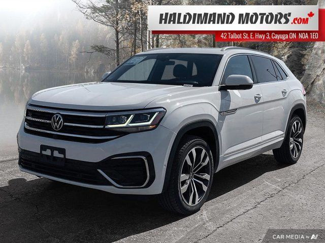 2022 Volkswagen Atlas Cross Sport Execline in Cars & Trucks in Hamilton