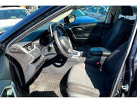Clean Carfax Report | Toyota Rav4 Hybrid XLE | AWD | 2.5L I-4 | Touchscreen | Power Sunroof | Androi... (image 1)