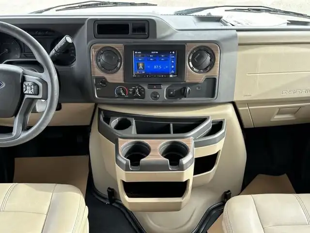 2023 Thor Motor Coach Chateau 22B in RVs & Motorhomes in Red Deer - Image 24