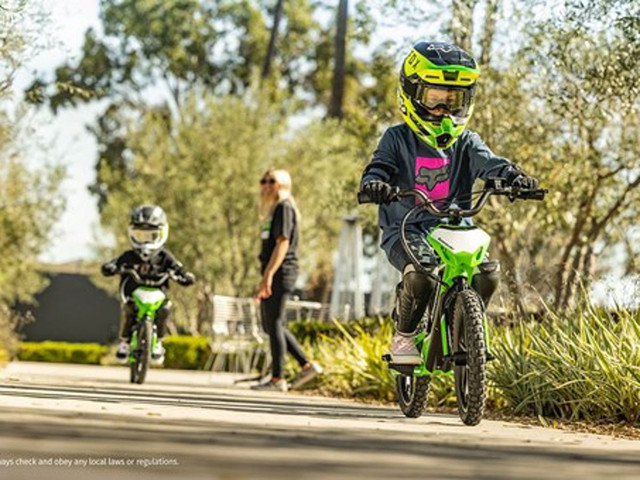 2024 KAWASAKI ELEKTRODE ELECTRIC BIKE in Scooters & Pocket Bikes in Fredericton - Image 4