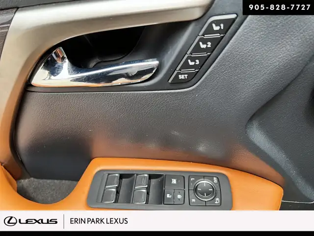 2022 Lexus RX450H L RX 450hL in Cars & Trucks in Oakville / Halton Region - Image 12