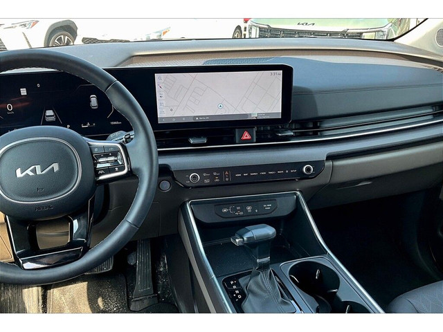 2025 Kia Carnival EX in Cars & Trucks in Barrie - Image 3