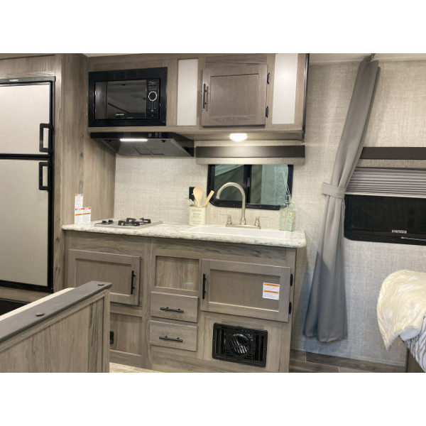 2019 GRANDRIVER 268BH- JUST ARRIVED EXCELLENT CONDITION -SLEEPS  in Travel Trailers & Campers in Winnipeg - Image 3