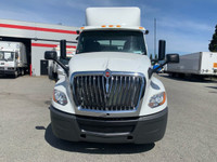 Ryder Stock ID: 239945 Transmission Type/Speed: Auto 13 Engine: DIESEL X15 GHG'17 450/1800 Horse Pow... (image 1)